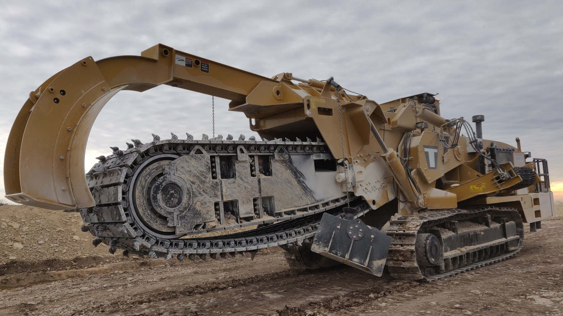 Giant Trencher